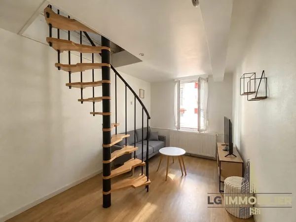 CENTRE-VILLE - TYPE 2 EN DUPLEX