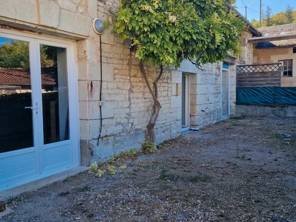 Location maison 100 m2 avec dépendances