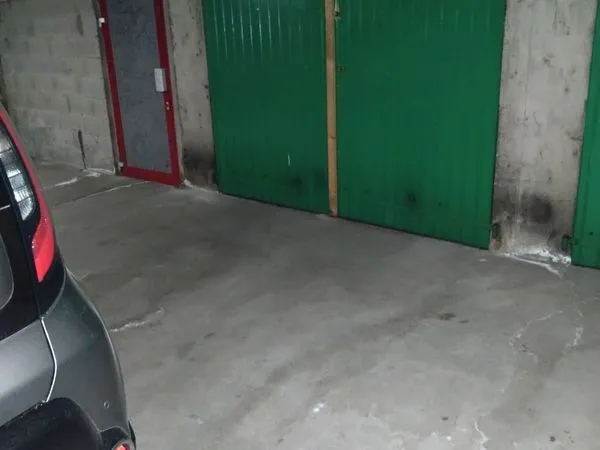 Garage 29000 annecy