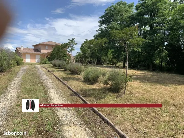 Terrain 940 m² Langoiran