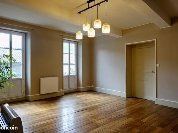 Appartement 5 pièces 167 m²