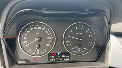 BMW Serie 2 Gran Tourer 218i 136 BVA6 - Sport – 2015 – 123180 km – Essence – Boîte Automatique — photo 22