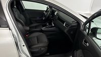 Renault Clio 1.6 E-Tech 140ch Initiale Paris -21 — photo 15