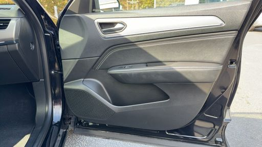 Renault Arkana 1.6 E-Tech 145 Hybride EDC6 - Zen – 2021 – 70377 km – Hybride essence – Boîte Automatique — photo 36