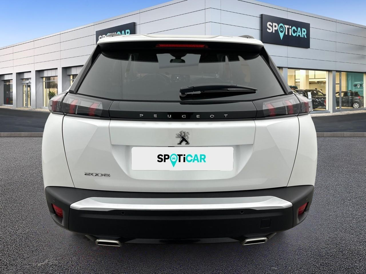 Peugeot 2008 puretech 130 s&s eat8 allure — photo 5