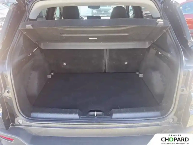 Jeep Avenger 1.2 turbo t3 100 ch e-hybrid bvr6 — photo 6