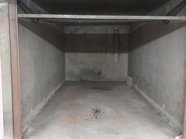 Garage à vendre