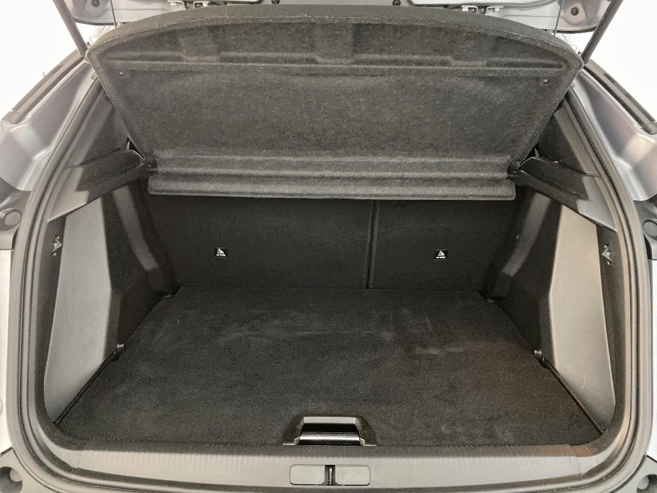 Peugeot 2008 hybrid 145 ch e-dcs6 allure — photo 6