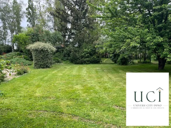 Terrain 1600 m²
