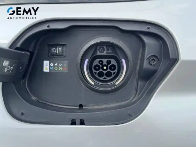Peugeot 308 sw phev 180 e-eat8 — photo 22