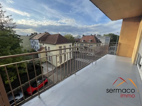 Appartement de type F1 avec Balcon