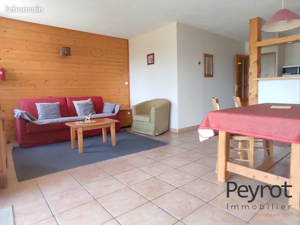 Appartement 2 pièces 64 m²