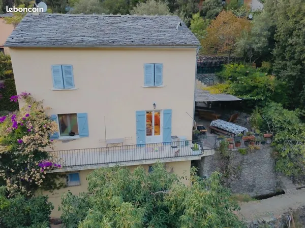 Maison avec jardin en bord de rivière, à 500 d'une plage, entre Farinole et Nonza