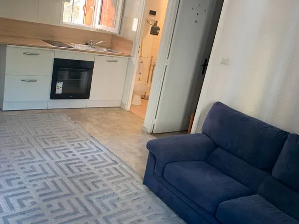 Appartement F2 meublé 2 pièces 26 m²