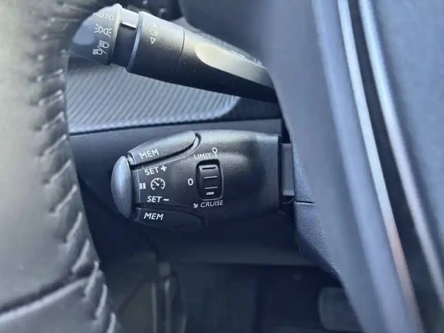 Peugeot 208 electrique 50 kwh 136ch — photo 39
