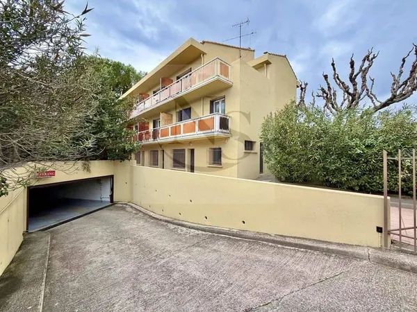 Immeuble 353 m²