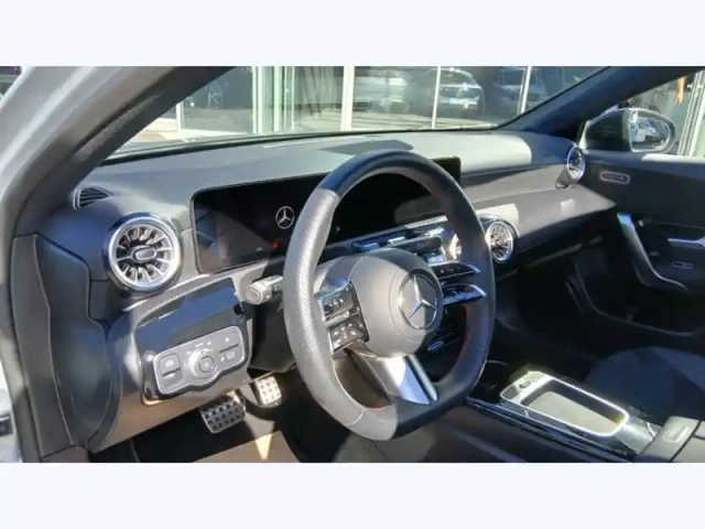 Mercedes Classe A 250 e hybrid eq amg line — photo 17