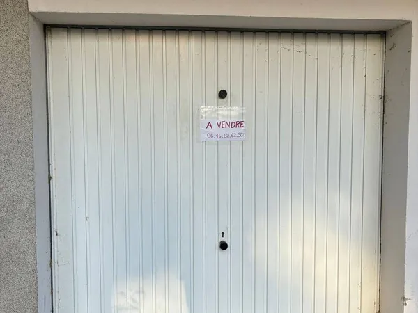 Parking 16 m²