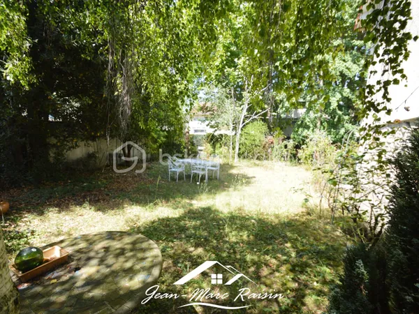 Maison 8 pièces 122 m²