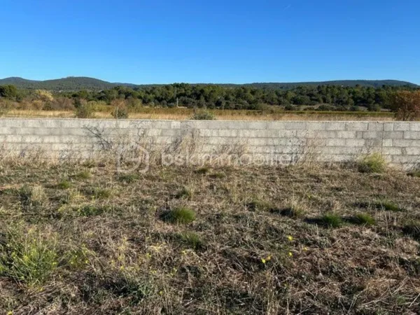 Terrain 1070 m²