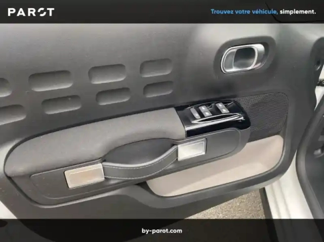 Citroën C3 1.2 puretech 110ch s&amp;s shine 120-123g — photo 6
