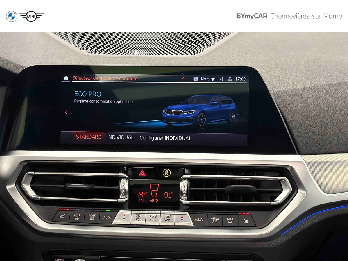 BMW Touring M340d xDrive 340 ch BVA8 — photo 28