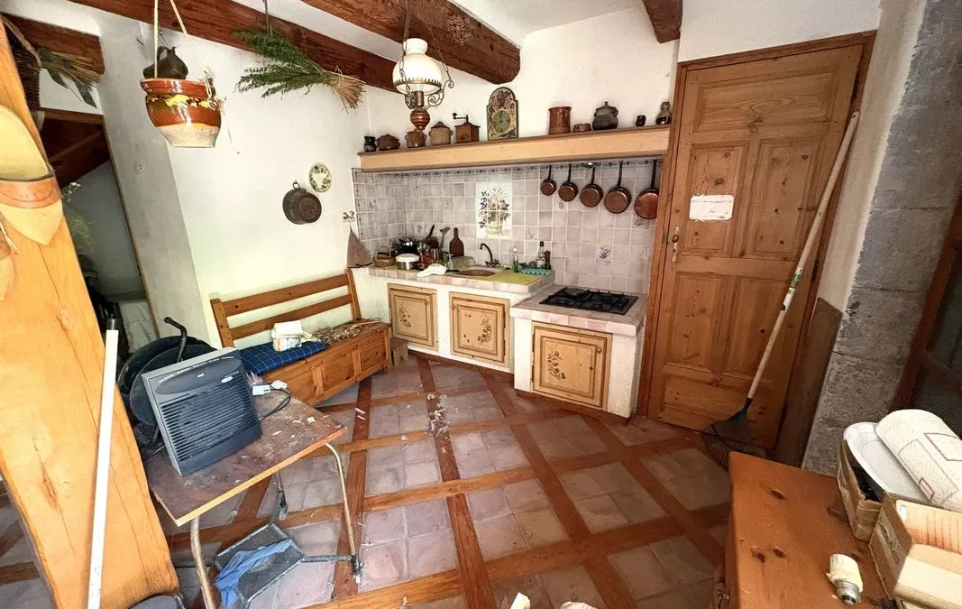 Photo 6