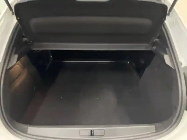 Peugeot 208 puretech 75 s&amp;s bvm5 — photo 56