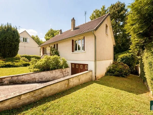 MAISON 3 CHAMBRES IDÉALE PREMIER ACHAT SUR SOUS SOL TOTAL - CHA