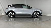 Renault Mégane E-Tech Electric EV40 130ch Equilibre standard charge — photo 4