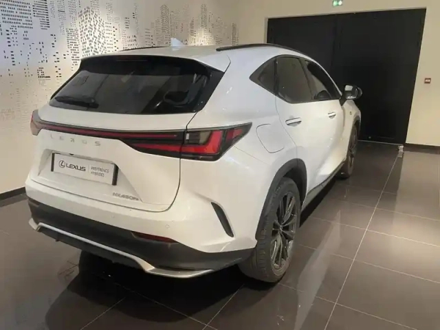 Lexus Nx 450h+ f sport executive 4wd my24 — photo 4