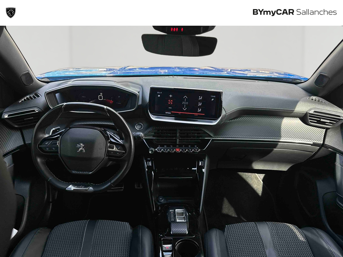 Peugeot 2008 PureTech 130 S&amp;S EAT8 — photo 9