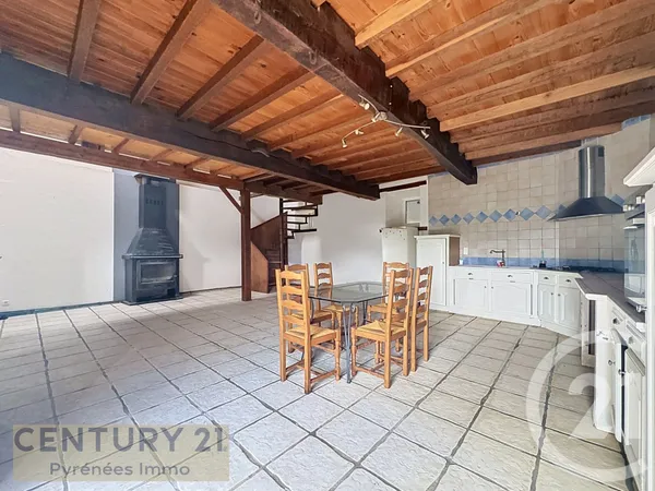 Appartement 2 pièces 100 m²