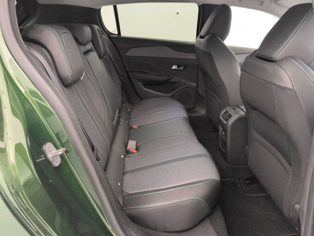 Peugeot 308 — photo 10