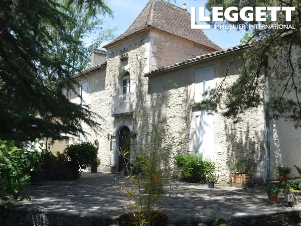 Propriété en pierre à deux pas de Duras