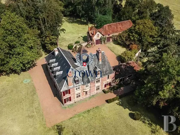 Château 11 pièces 500 m²