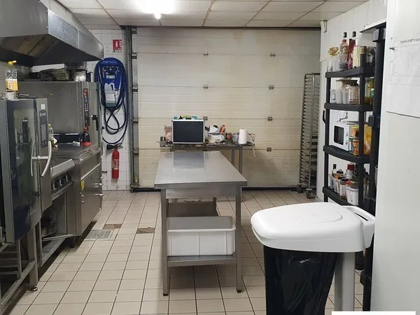 LOCAL D'ACTIVITE 135 m² GIÈRES