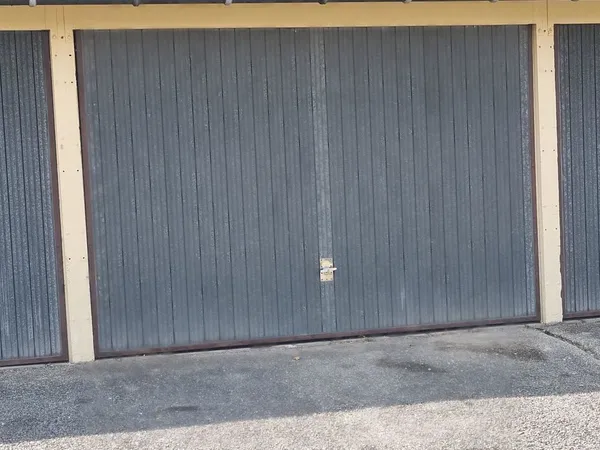 Stationnement Location Oyonnax  15m² 60€