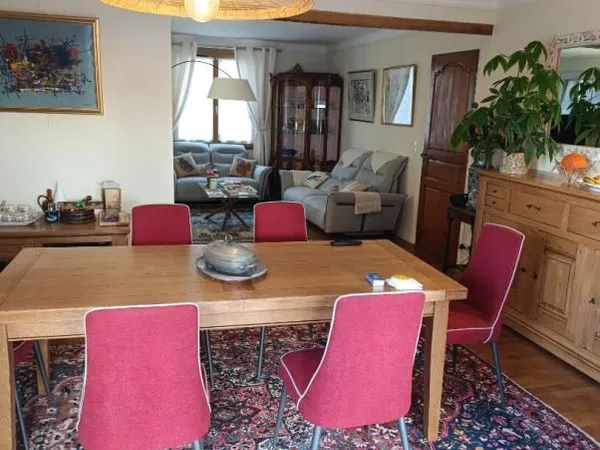 Local 180 m²