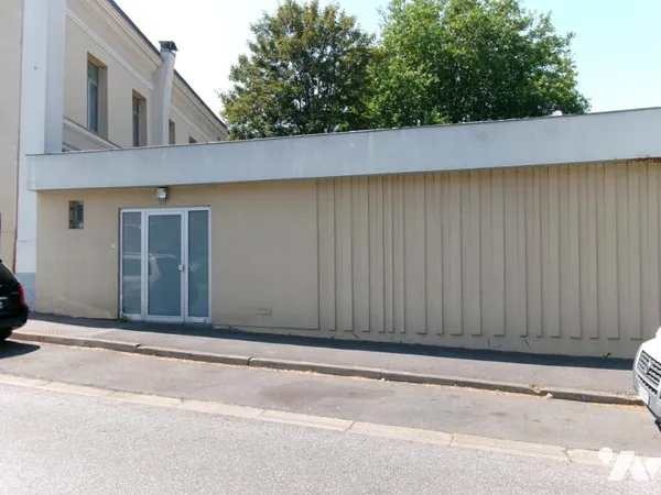 Local d'activités 60 m²