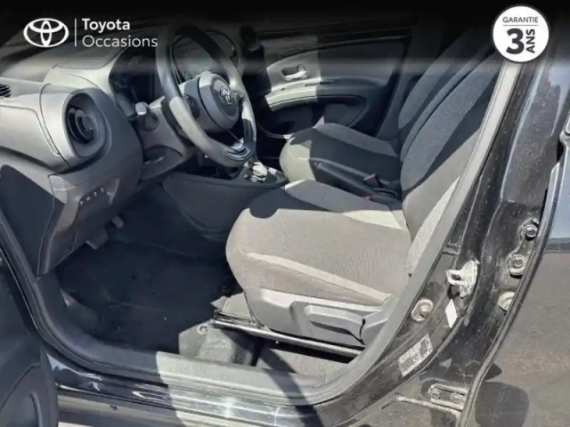 Toyota Aygo X 1.0 vvt-i 72ch dynamic s-cvt my24 — photo 11