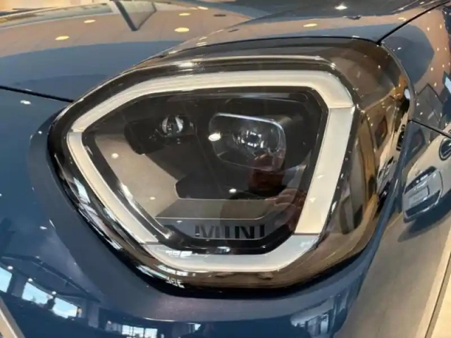 Mini Aceman se 218ch favoured — photo 10
