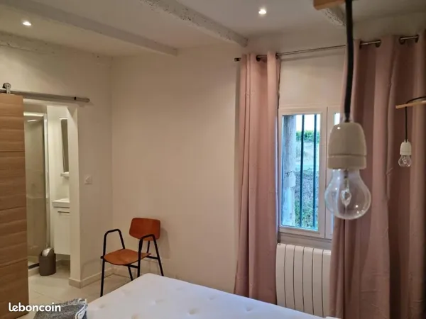 Appartement T3 dans ancien mas rénové