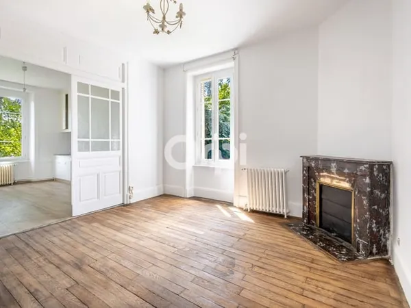 Maison 6 pièces 180 m²