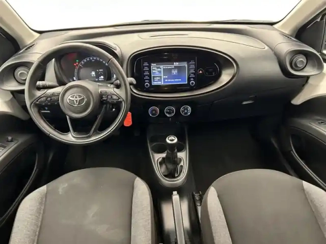 Toyota Aygo 1.0 vvt-i 72 dynamic — photo 11