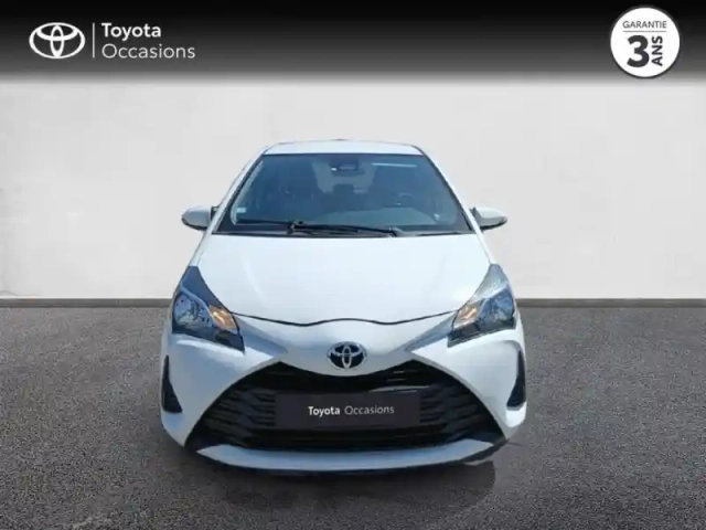 Toyota Yaris 70 vvt-i ultimate 5p — photo 5