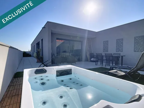 APPARTEMENT AVEC TERRASSE DANS RÉSIDENCE DE STANDING AU COEUR DE PAREMPUYRE.