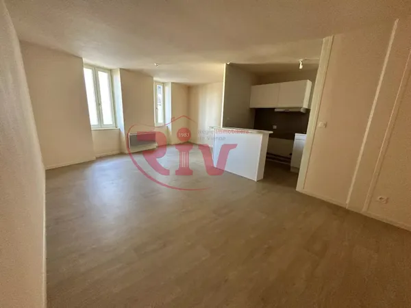 Appartement T3 - 1er étage - Vienne