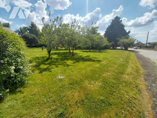 Terrain 1000 m²