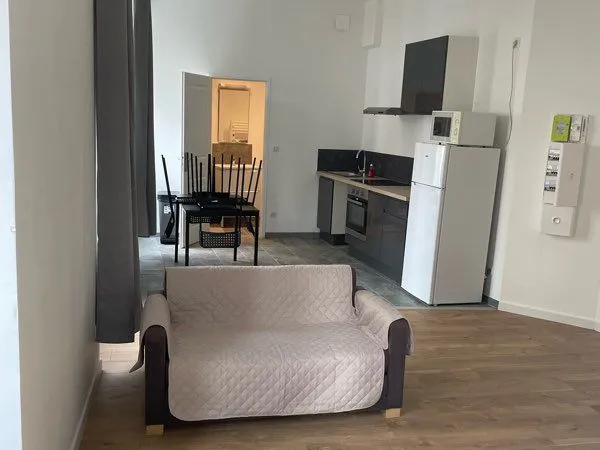 À louer appartement T2 secteur quai de Saône/Valmy